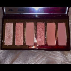 Charlotte darling palette